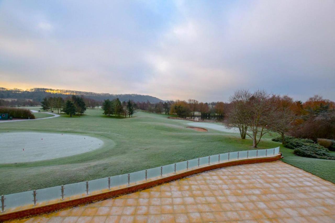 הוילה Bishampton The Vale Golf & Country Club מראה חיצוני תמונה